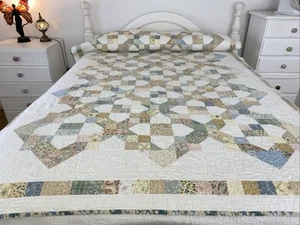 Hand Crafted Colourful Floral Geometric Large Patchwork Quilt 230 cm x 155 cm - Picture 1 of 24
