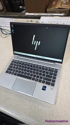 HP EliteBook 640 G10 LAPTOP CORE i7-1365U 5.2GHz 16GB 256GB SSD WIN 11 Pro - Image 1 of 4