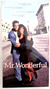 Mr. Wonderful ~ Matt Dillon Annabella Sciorra VHS Warner 12988