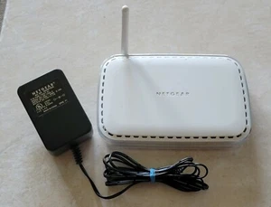 NETGEAR 108 Mbps Wireless Firewall Router WGT624 v3 - Picture 1 of 12