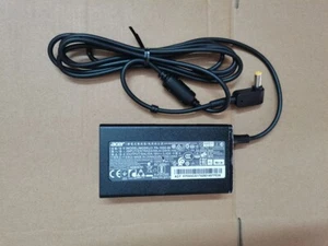 AC Adapter Original 65W 19V 3.42A For Acer Aspire E15 E5-576-392H PA-1650-86 - Picture 1 of 9