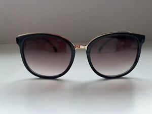 Oscar De la renta Ladies sunglasses, Black Plastic Frame, Gold Colour Top Rim