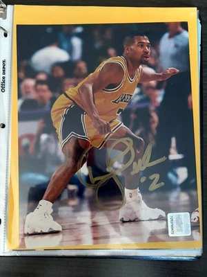 DEREK FISHER SIGNED 8 X10" PHOTO LOT X4 LOS ANGELES LAKERS AUTOGRAPH - Image 1 of 4