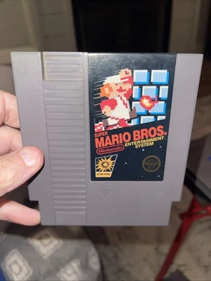 SUPER MARIO BROS. (Nintendo Entertainment System NES) 5 Screw Cartridge * TESTED - Image 1 of 4