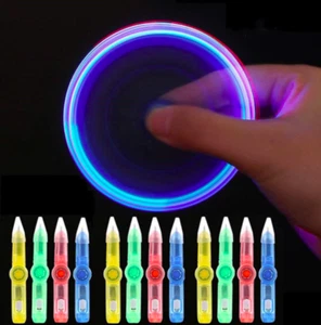 LED Kugelschreiber drehend Geschenk Kuli Farbwechsel bunt leuchtend u blinkend  - Bild 1 von 2