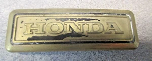 HONDA VF700 VF750 Sabre 1982-84 emblema de búco insignia 87129-MBO-670 OEM - Imagen 1 de 4