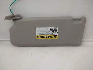 2007-2014 Volvo V40 Passenger Right SUN VISOR B18 - Picture 1 of 3