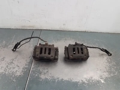 2002 Grand Marquis / Crown Vic Vic Victoria 前刹车卡钳 #0557 M4 — 第 1/4 张图片