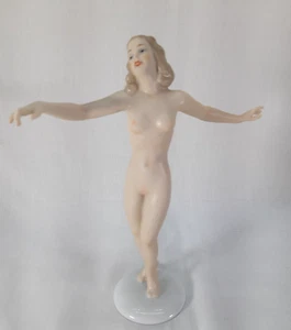 VINTAGE WALLENDORF NUDE PORCELAIN FIGURINE 9" TALL #1486 GERMANY - Imagen 1 de 8
