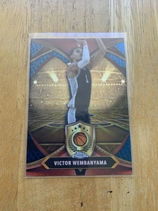 VICTOR WEMBANYAMA 2024 TOPPS CHROME BLUE REFRACTOR BALL OF DUTY SP - SPURS - Picture 1 of 2