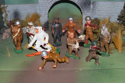 GRAN Lote Mixto de Arcilla de Barcala y Manoil y Conversión de Soldados de Juguete de Plomo como en la foto Foto 1 de 4