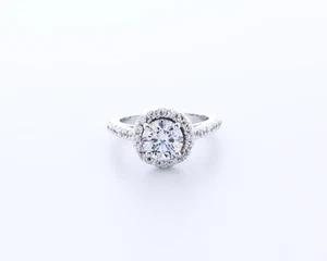 1.6 CT Lab-Created Diamond E/VS2 Round Cut 18K White Gold Prong Halo Accent Ring - Picture 1 of 4