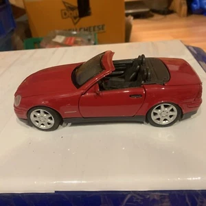Maisto Bright Red Convertible Mercedes Benz SLK 230 Scale 1:24 - Good Condition - Picture 1 of 9