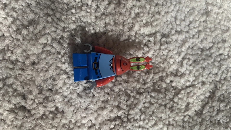 LEGO Mr. Krabs Minifigure Spongebob Squarepants bob005 3825 CMF Lot Rare Retired - Image 1 of 1