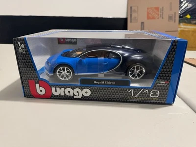 BUGATTI CHIRON SUPER CAR AZUL Y NEGRO NUEVO EN CAJA. Foto 1 de 4