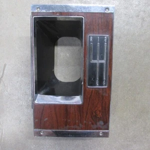 69 1969 CAMARO ORIGINAL GM CONSOLE 4 SPEED TRIM HOLE PLATE WITH TUNNEL 3949537 - Bild 1 von 7