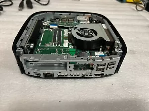 HP T740 Thin Client AMD Ryzen V1756B 3.2GHZ W/ Wi-Fi. No /Ram/Flash/OS/Cover/PS - Picture 1 of 3