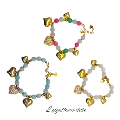bracciale donna con pietre colorate e charms. bracciale  donna ciondoli cuori - Immagine 1 di 2