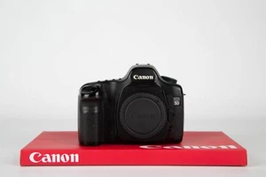Canon 5D OLD + 2 ANNI DI GARANZIA - 2 YEARS WARRANTY - Foto 1 di 1