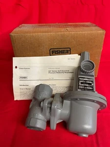 FISHER CONTROL, PRESSURE REGULATOR #627-496 TYPE 697 RANGE 5-20PSIG TRIM ALUM - Picture 1 of 5