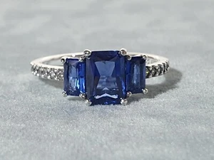 Pandora Blauer Rechteckiger Funkelnder Drei-Stein-Ring Silber (192389C01-54) - Bild 1 von 7