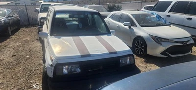 Driver Left Side View Mirror Manual 4 Door Fits 91-98 SIDEKICK 29934060 - Image 1 of 4