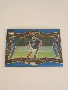 Zinedine Zidane 2024-25 Panini Select FIFA Blue Lazer Prizm Field Level #249 - Bild 1 von 2