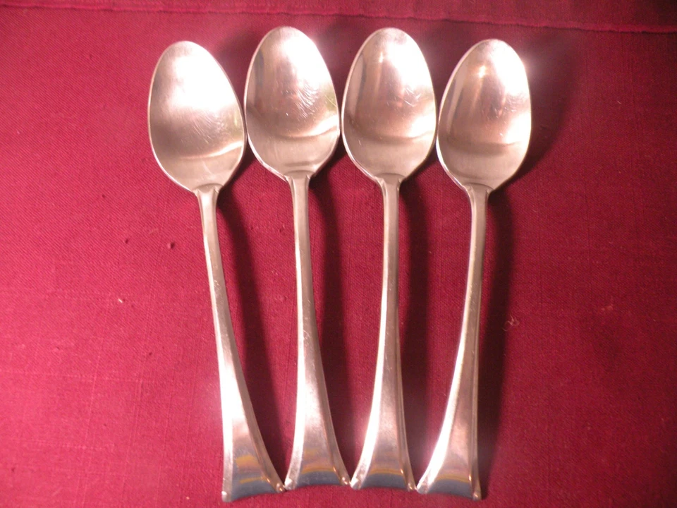 Set of 4 Place Oval Soup Spoons Gorham Theme II 18/8 Stainless Steel 6 3/4" - Image 1 of 4