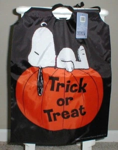 Peanuts Snoopy Halloween Trick or Treat Bag with Drawstring 17-1/2"x14" New - Picture 1 of 1