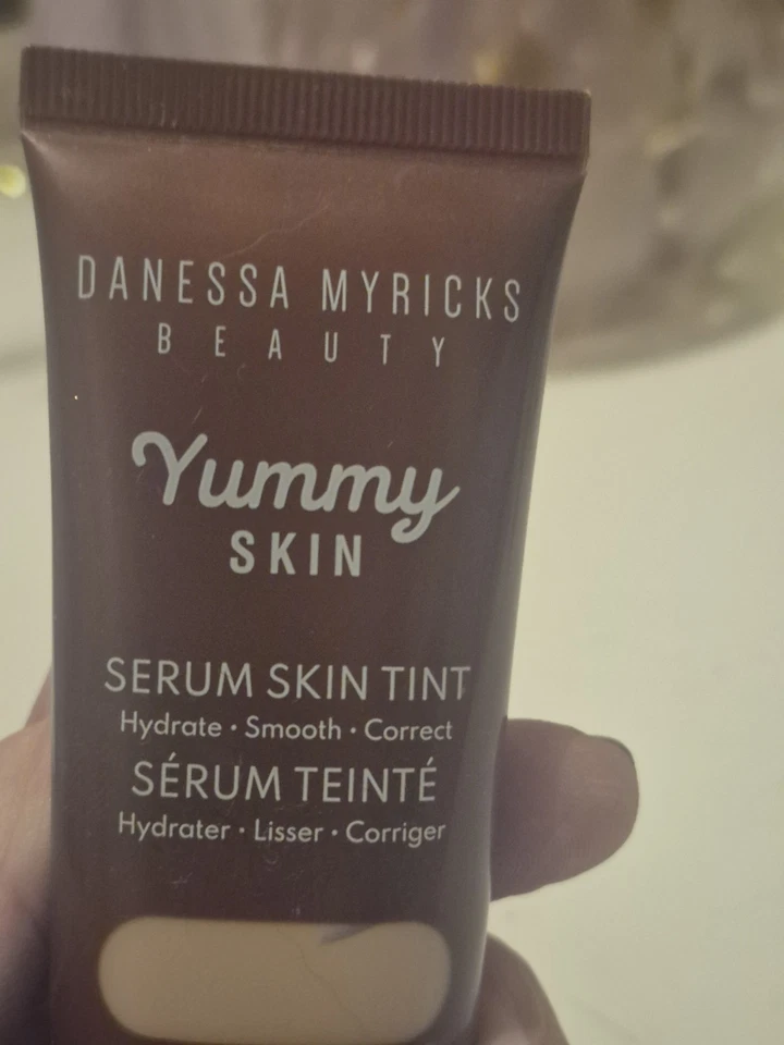 Danessa Myricks FOUNDATION - Bild 1 von 2