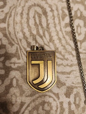 Cadena collar colgante doble cara fútbol Juventus  Foto 1 de 2
