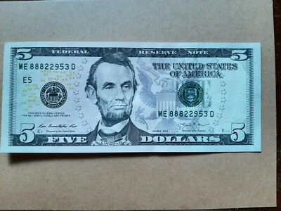 2013 $5 Five Note with Fancy Serial Number ME88822953D-very good Condition - Image 1 of 3