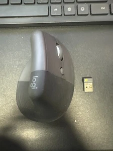 RB Logitech LIFT Vertical Wireless Ergonomic Mouse - Graphite - Picture 1 of 6