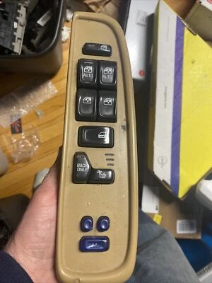 2005 2006 2007 2008 05 06 07 08 Buick Lacrosse Driver Interruptor de ventana maestra izquierda Foto 1 de 4