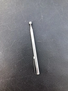 Portable Telescopic Magnetic Pick Up Rod Tool Stick Extending Magnet 25.6" 1.5LB - Picture 1 of 3