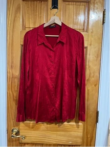 Camicetta donna Eileen Fisher rosso brillante seta colletto vecchio denaro abbottonata - Foto 1 di 7
