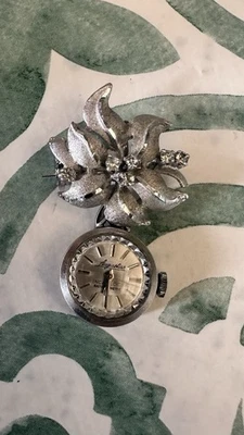 Orologio A Spilla Vintage Argento 800 - Immagine 1 di 4