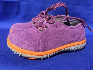 SALE @ BOGS Bright Purple Orange Hiking Trail Comfort Leather Shoes Toddler Sz 7 - Picture 1 of 9