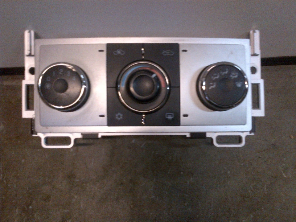 08-12 CHEVY MALIBU AIRE ACONDICIONADO CALENTADOR TEMPERATURA CLIMATIZADOR 28251428 Foto 1 de 1