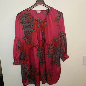 Adorable Woman's Red Floral/Paisley Top 3XL - Picture 1 of 9