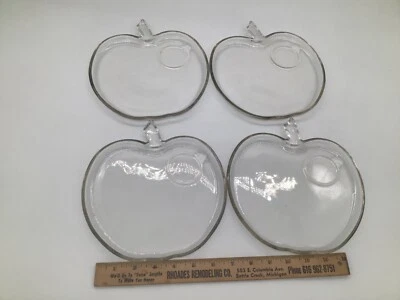 Juego de 4 platos de almuerzo de vidrio vintage con forma de manzana Foto 1 de 4