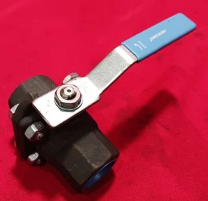 Jamesbury 3/4 212236MTA0 Ball Valve - Picture 1 of 5