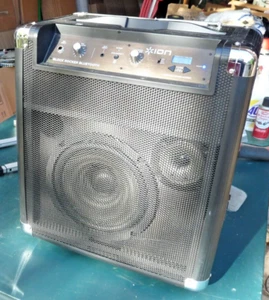 Ion Block Rocker Bluetooth AM/FM Radio Speaker /w Battery Just Purchased - Bild 1 von 11