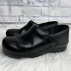 Dansko SZ 39 US Black Leather Slip On comfort Occupational Clog Shoes - Picture 1 of 5