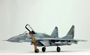 Prévente russe Mig-29 SMT Fulcrum 1:48 modèle construit par Pro - Photo 1 sur 24