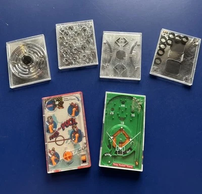 Juegos de bolsillo Tomy 1978 vintage hockey y béisbol con otros 4 juegos de bolsillo Foto 1 de 4