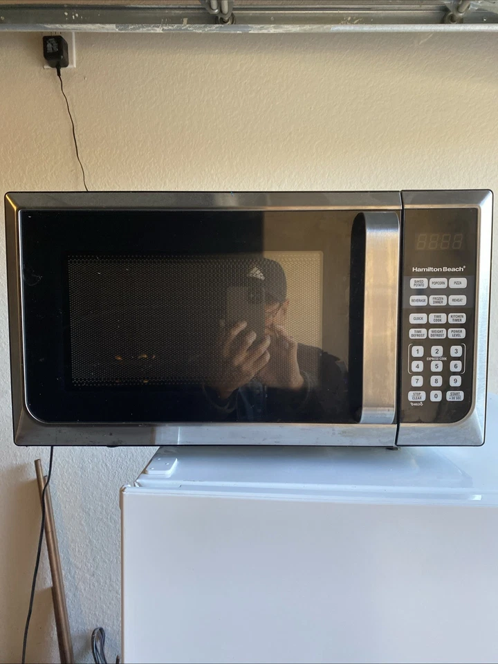 Toshiba EM131A5C-BS 1.2 cu ft Microwave Oven - Black Stainless Steel - Image 1 of 1