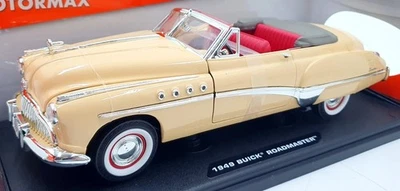 Motormax 1/18 Scale diecast 73116 - 1949 Buick Roadmaster - Beige - Image 1 of 4