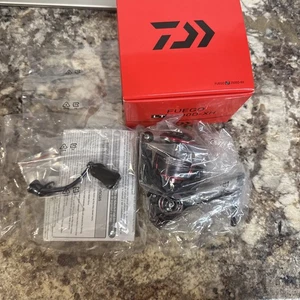 Carrete giratorio Daiwa Fuego LT 2500XH MFG# FEGLT2500D-XH - Imagen 1 de 13