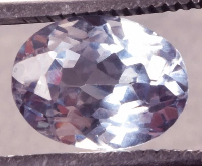 8.50 Cts. Natural Light Blue Aquamarine Oval Shape Certified Gemstone - Image 1 of 4